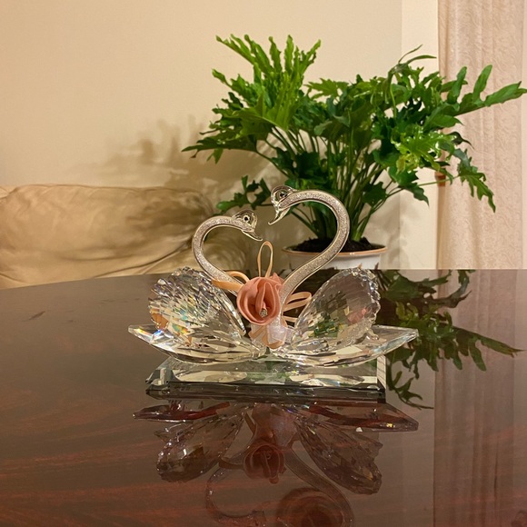 Crystal - Picture 5 of 5